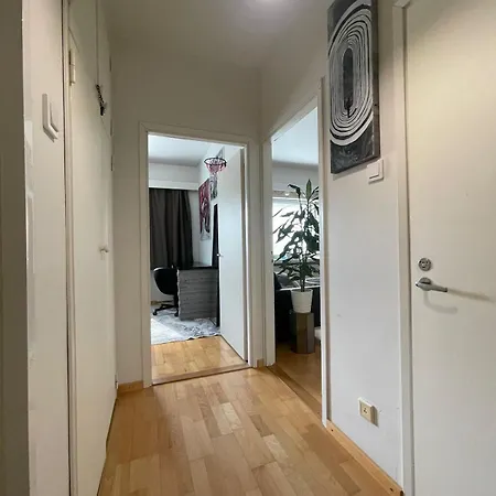 Center - A Modern Artist's Two-room Apartment! Smart Tv & Fast Wifi Апартаменты Лаппеэнранта