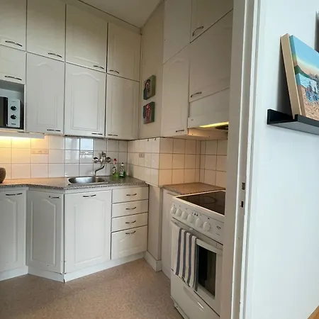 Center - A Modern Artist's Two-room Apartment! Smart Tv & Fast Wifi